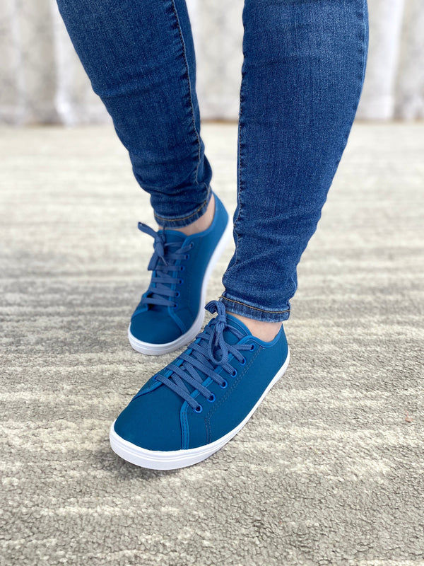 Free Spirit Sneakers in Blue