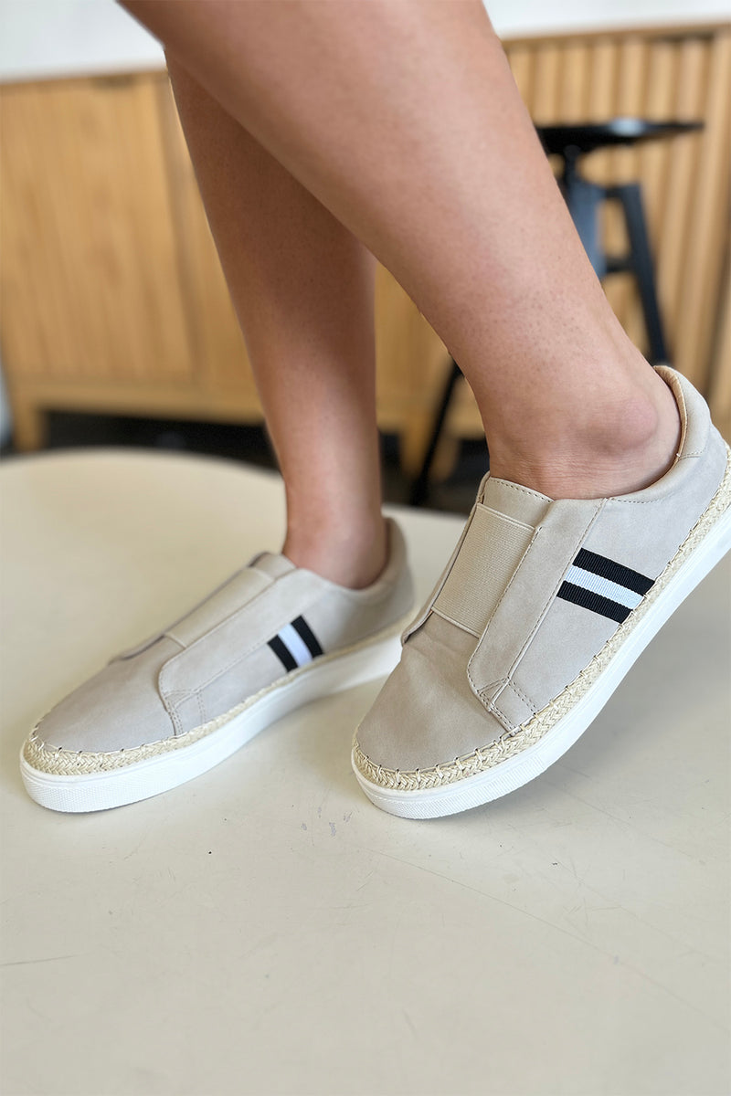 Trendy Slide-On Natural Sneakers