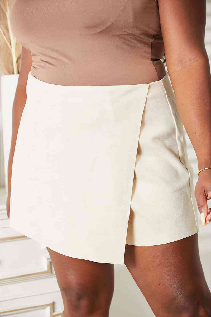 Heyson Lush Suede Skort