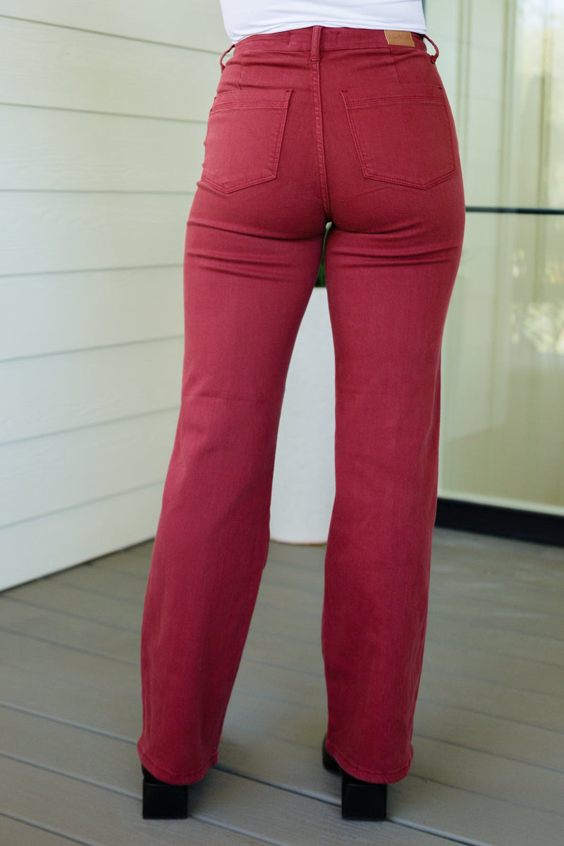 Judy Blue Front Seam Straight Jeans in Burgundy