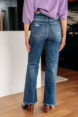 Judy Blue Rose 90's Straight Jeans in Dark Wash