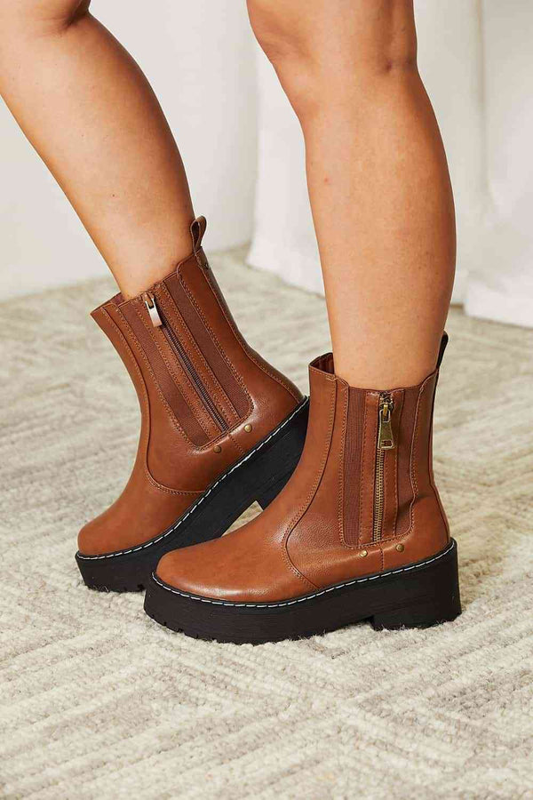 Street Glide Vegan Leather Low Platform Boots in Chestnut