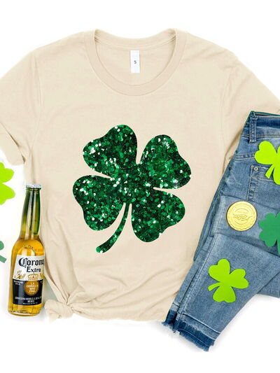 Sequin Clover Round Neck T-Shirt: 3 Colors